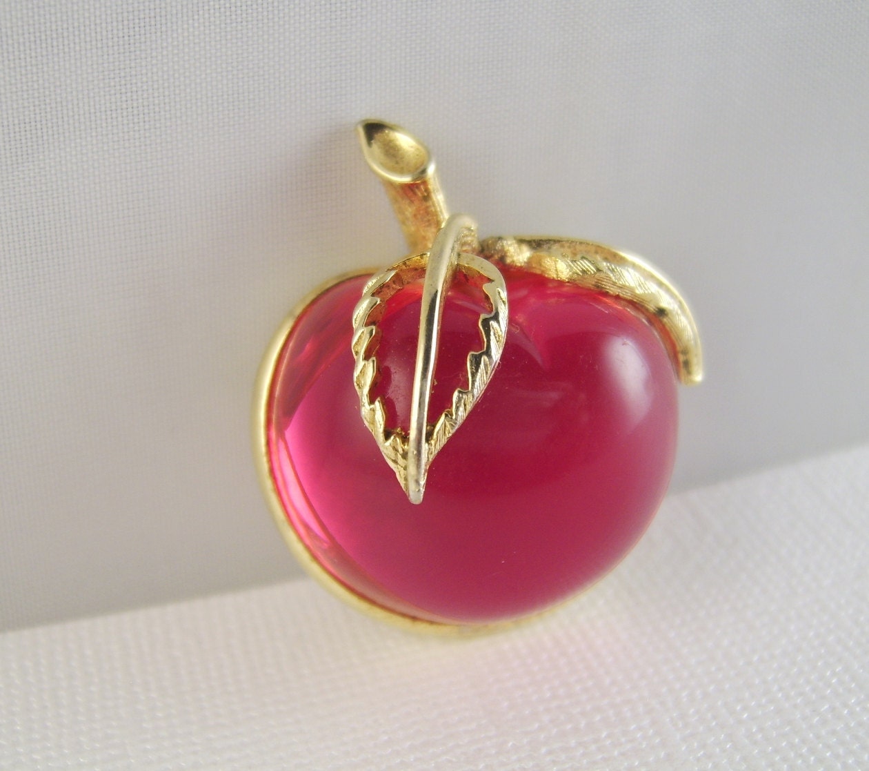 Vintage Lucite Brooch Sarah Coventry Apple Pin