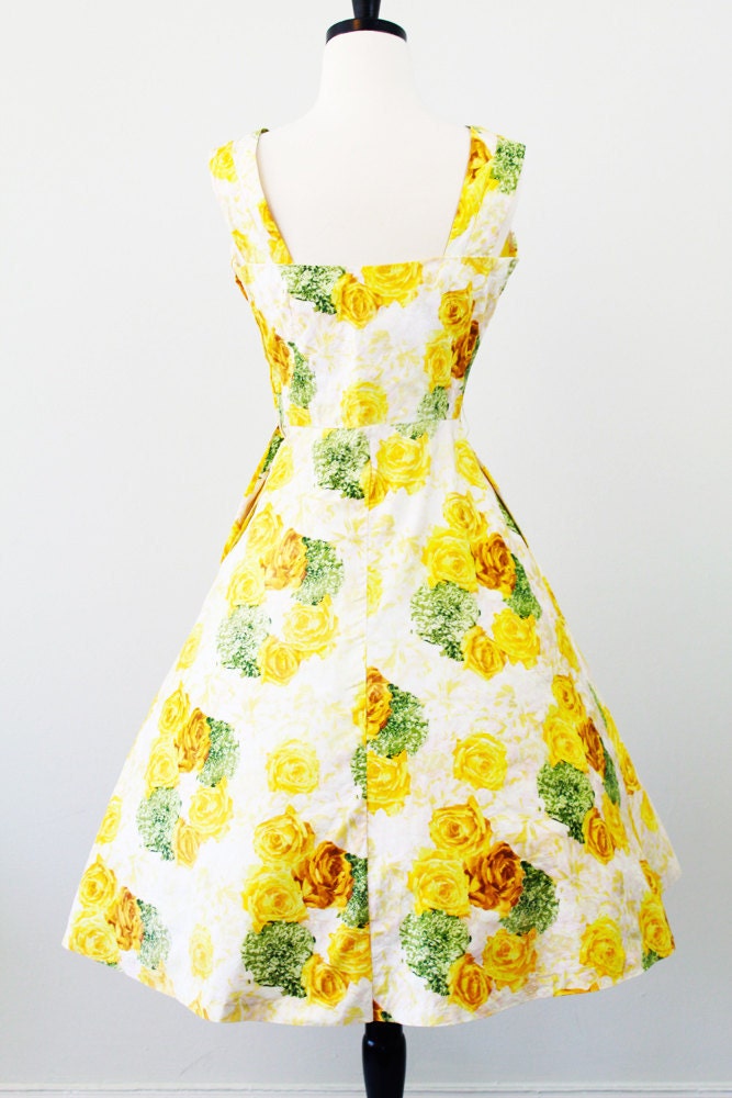 vintage 1950s 50s dress // Canary Yellow Roses Floral Party Dress with Pockets and Bows