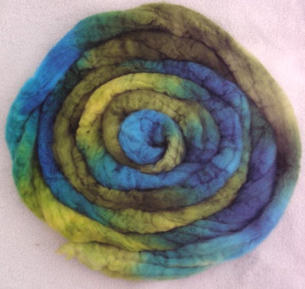 Hand dyed BFL top - 4 oz - Henriette