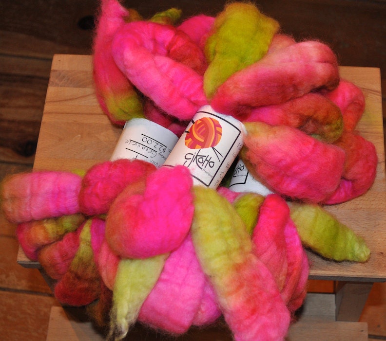 Hand dyed BFL top - Genavieve