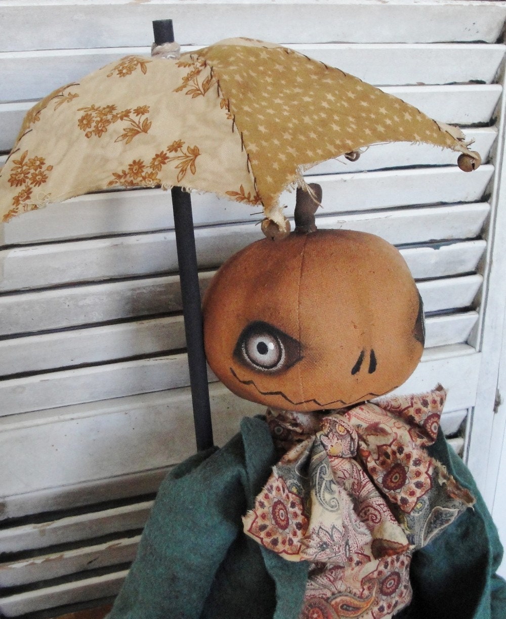 EPATTERN Primitive Folk Art Halloween Pumpkin Doll SALE - thevintagepolkadot