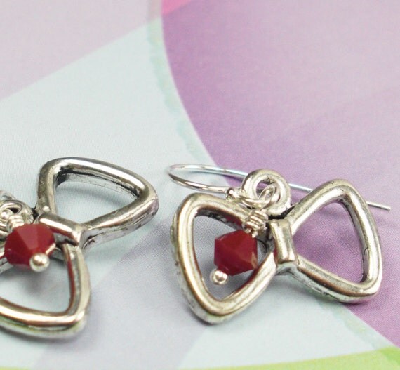 Eleventh Doctor Inspired Earrings: I Wear Bowties