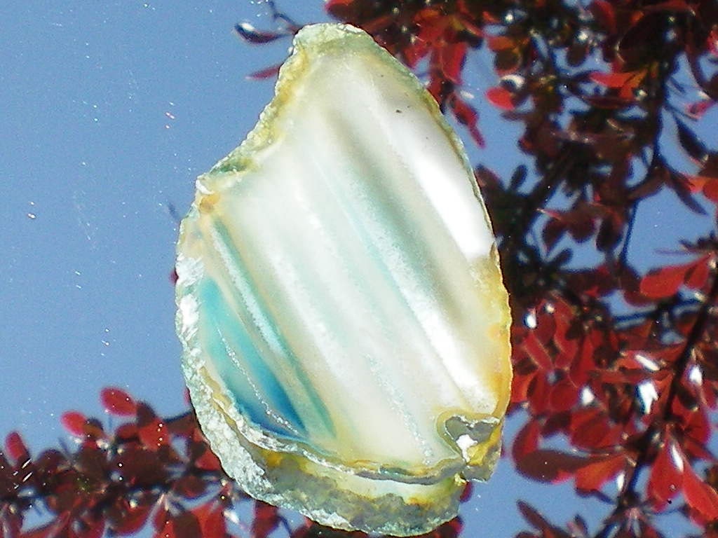 Light Streak Agate