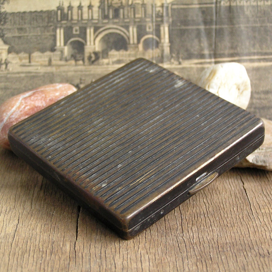 vintage guilloche compact... that used to be a makeup compact...     Jan 14