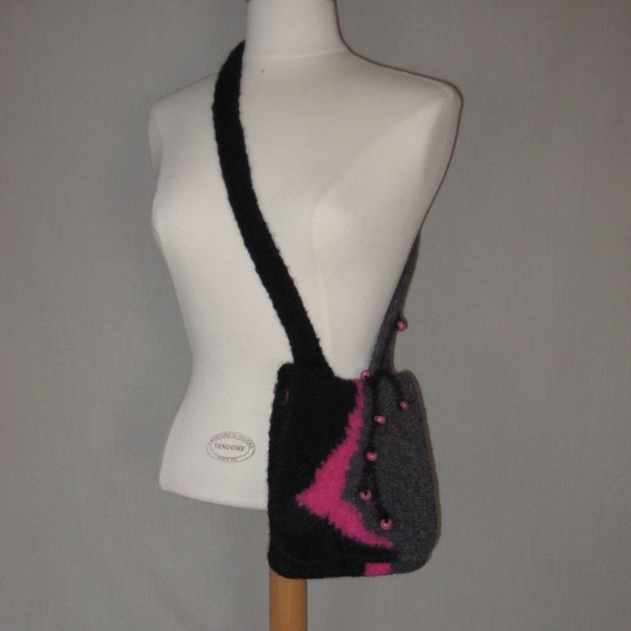 S A L E... Black, Gray and Magenta Hand Knit and Felted Bag with Lampworked Beads