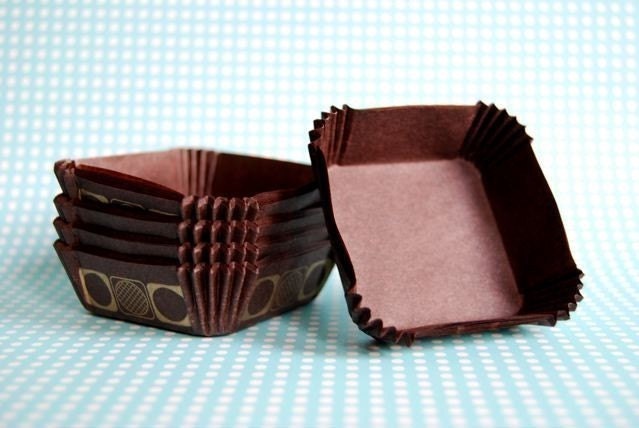 Square Baking Liners in Brown and Gold (50)