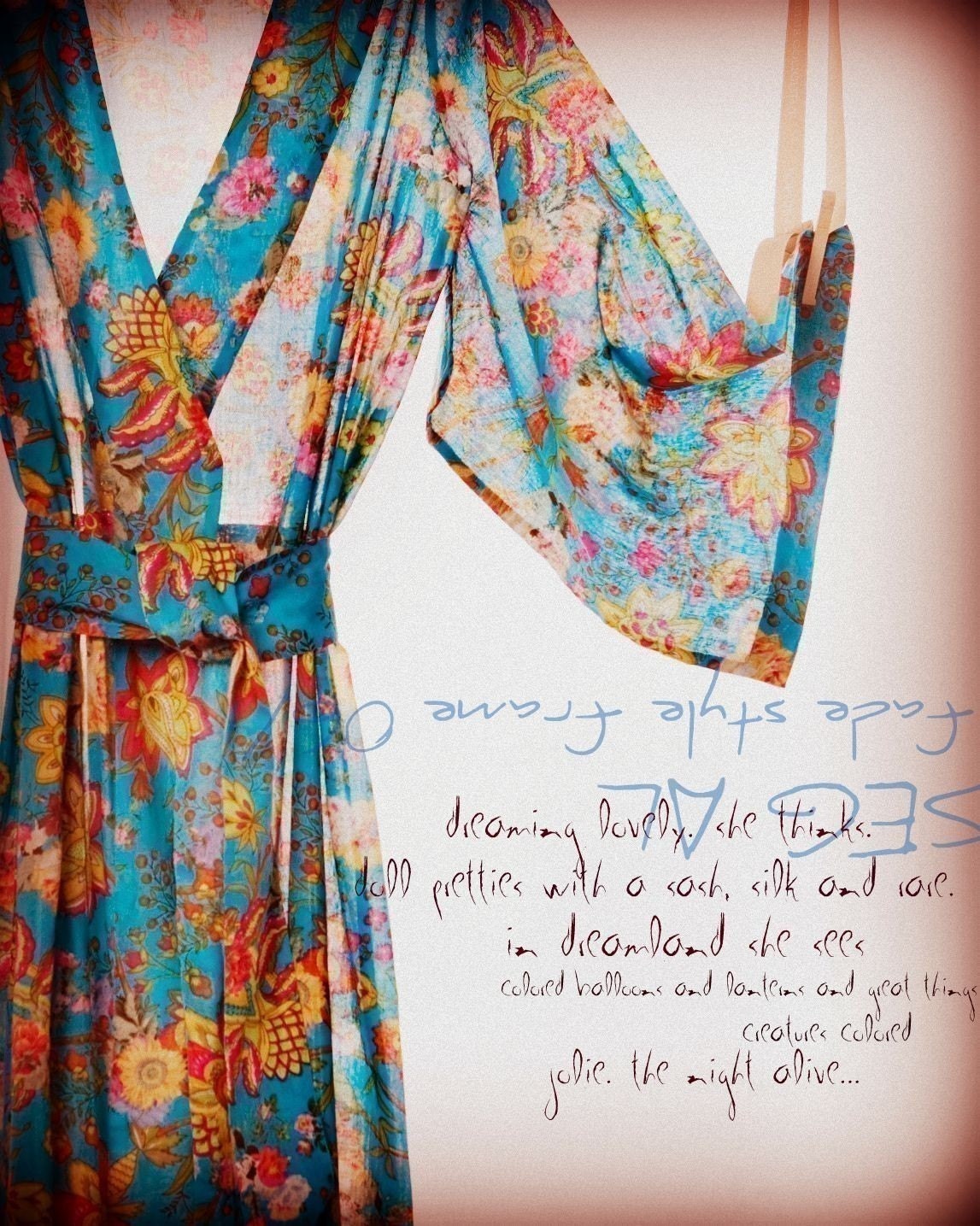 Kimono Style Robe. Knee Length. Darling Jardin Bleu.