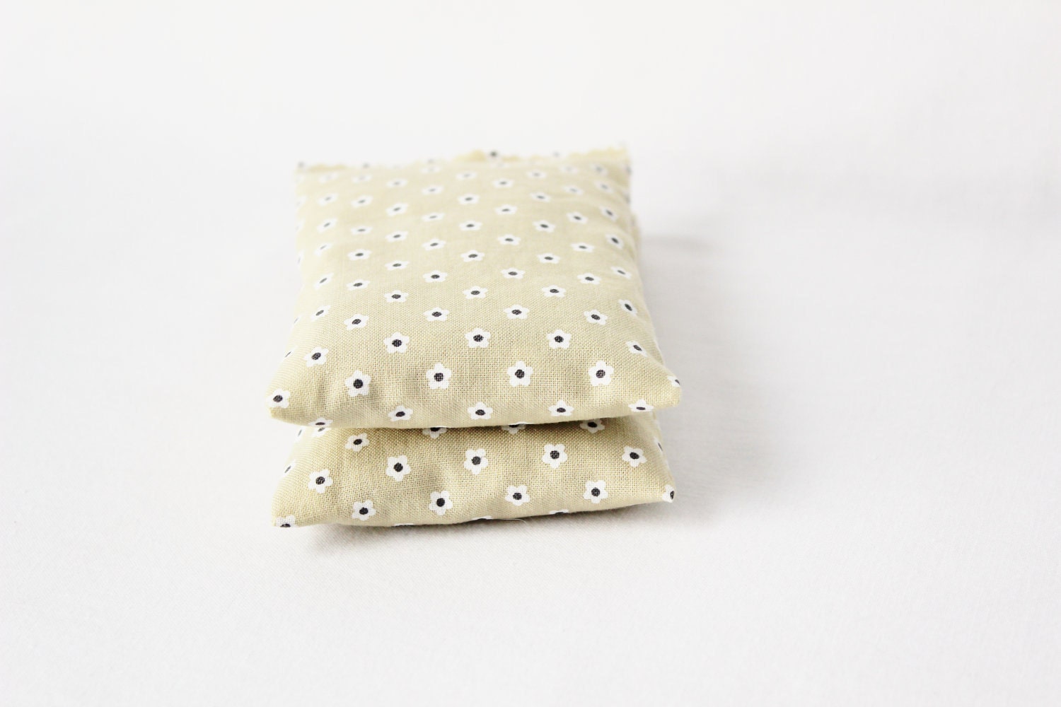 Botanical Sachets Beige Taupe Posey Romantic Scented Drawer Sachets