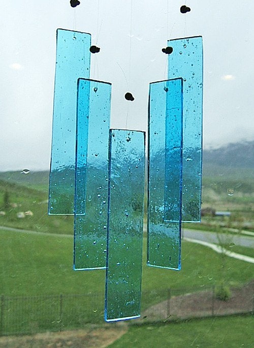 Azure Love - Retro heart-shaped dish upcycled into a Windchime