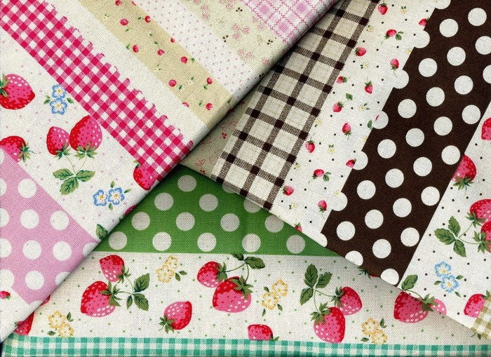 Sweet Strawberry Patchwork in Green Combo-EK-QS31607B