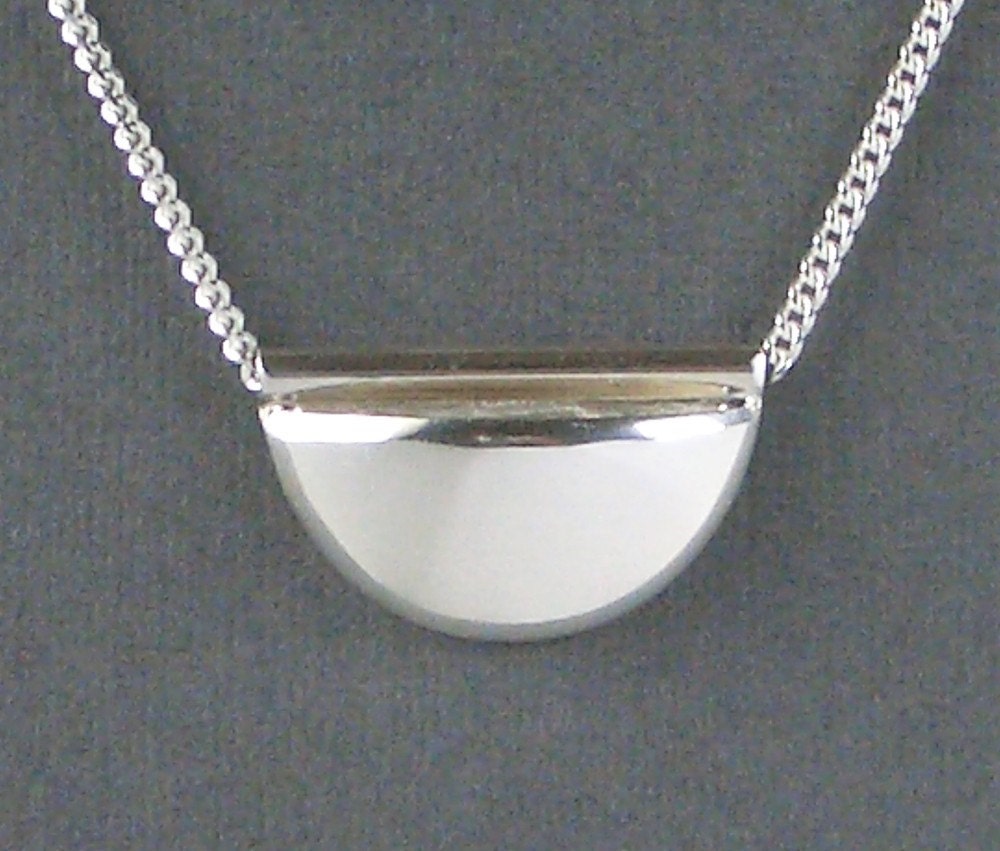 Small Pocket Necklace