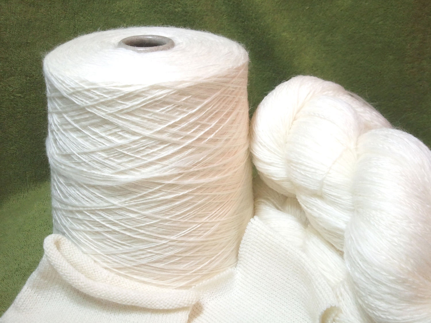 Repco Spun 80/20 Merino/Nylon Sock Yarn - White-White - 1,152g Cone
