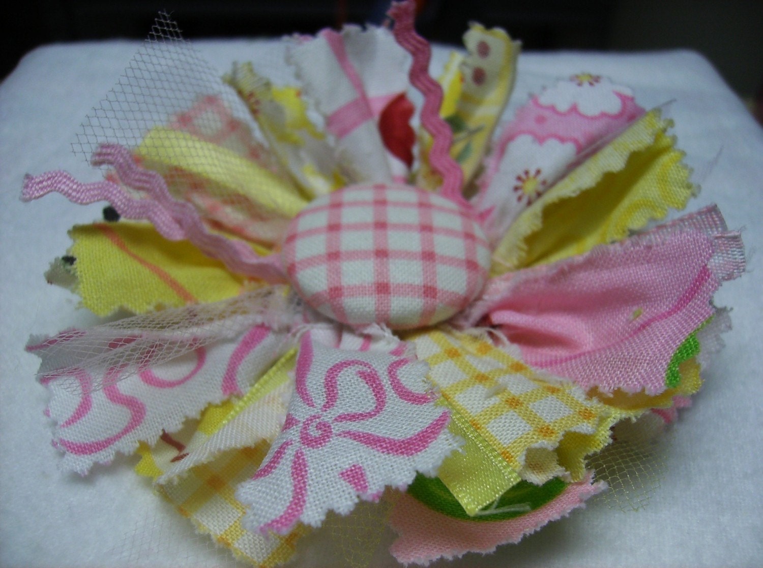 Raggy Fabric Flower Tutorial PDF ... Make Handmade Fabric Flowers ... Flower Pattern no. 6