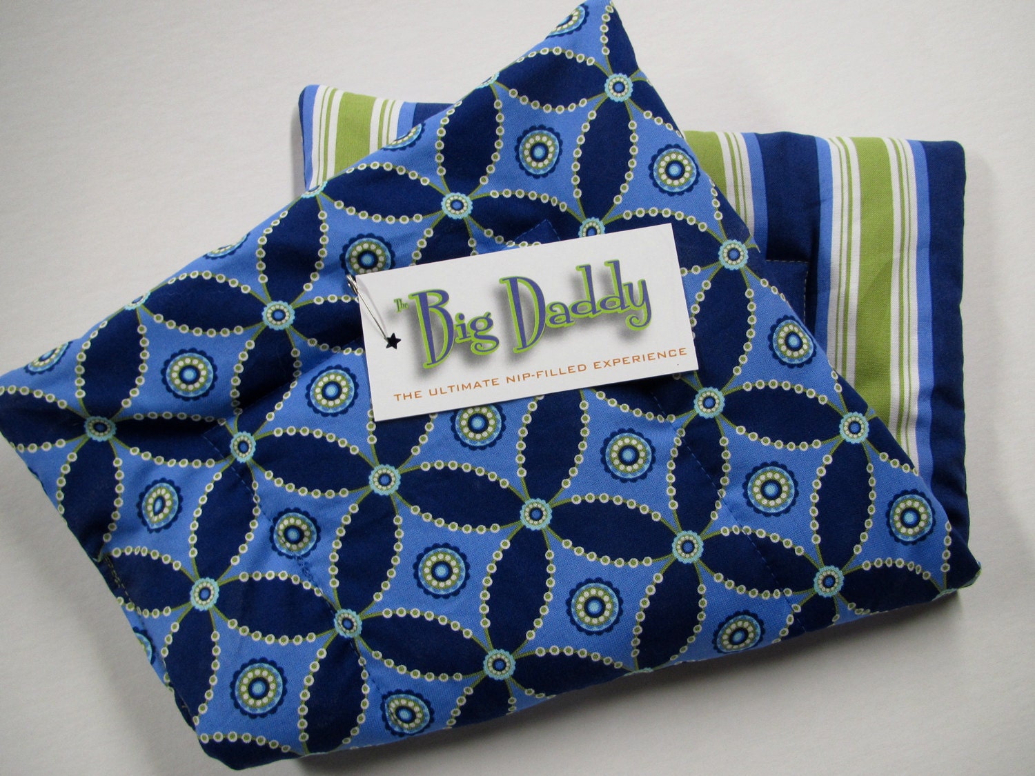 The Big Daddy - the ULTIMATE nip filled experience - Medallions of Cobalt