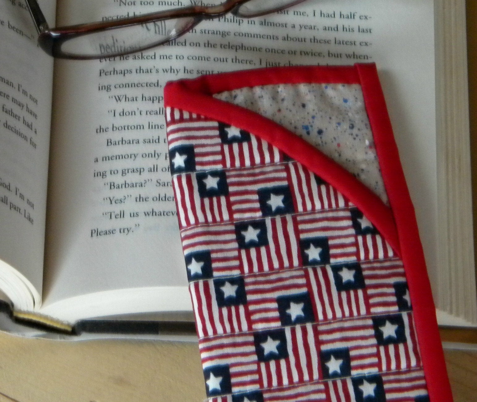 Quilted Eye Glasses Case, 8x3 inches, Stars and Stripes