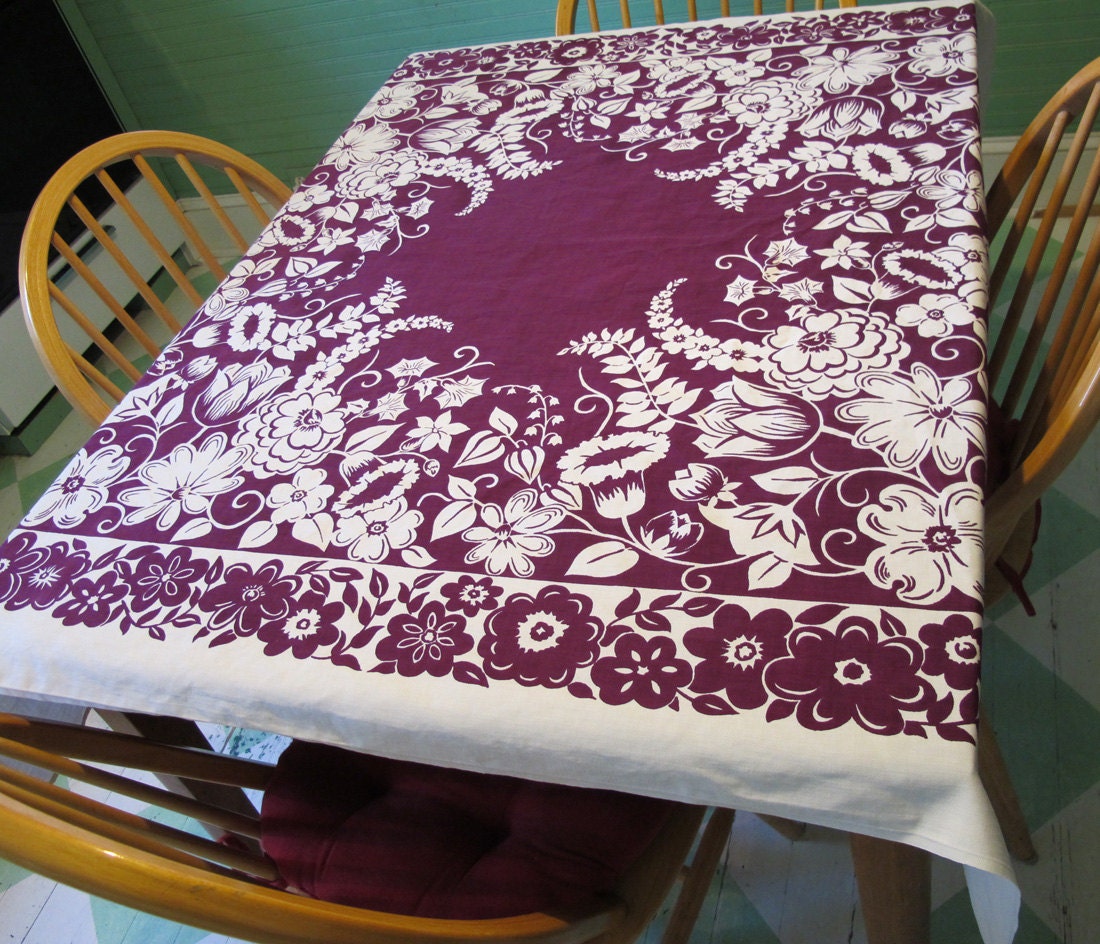 Vintage 50s Tablecloth, Purple Plum Amethyst Cotton, Mid Century Kitchen Linen