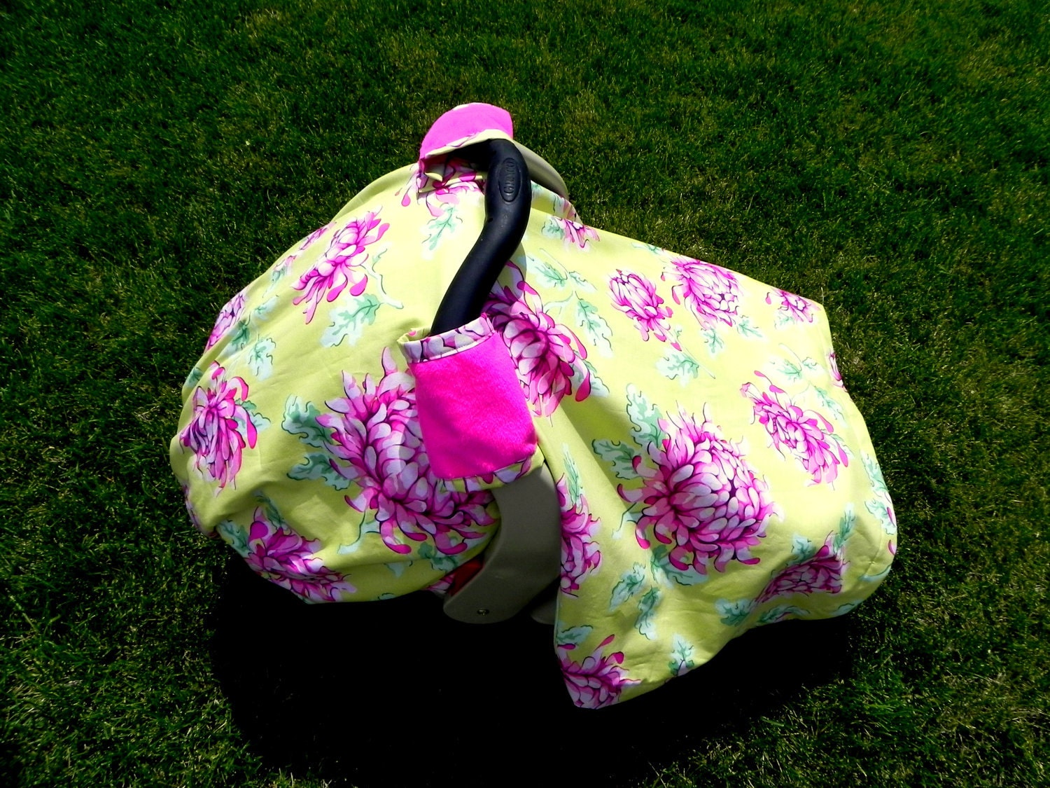 Painted Mums Car Seat Blanket with Minky (Car Seat Canopy with Elastic)