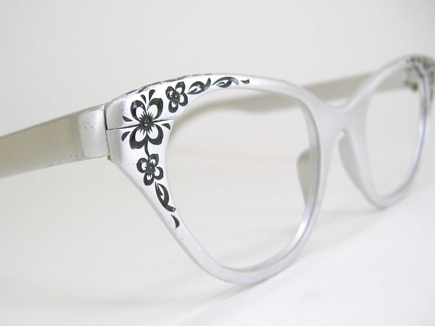 Vintage Tura Silver Cat Eye Eyeglasses Eye Wear Frame