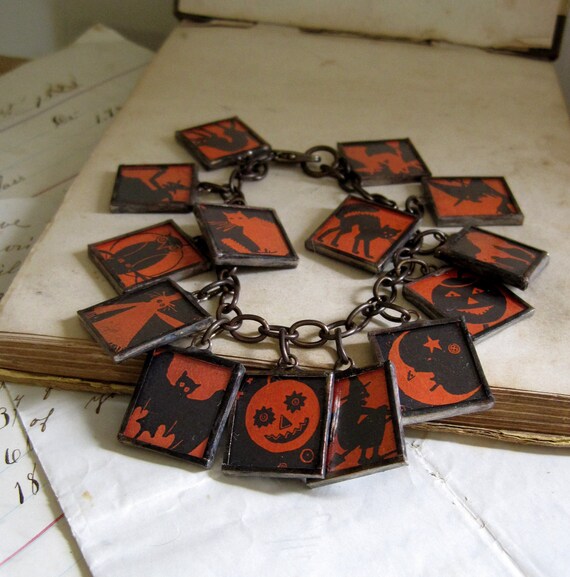 Paper and Glass Halloween Bracelet Jol Witch Black Cat Moon Owl
