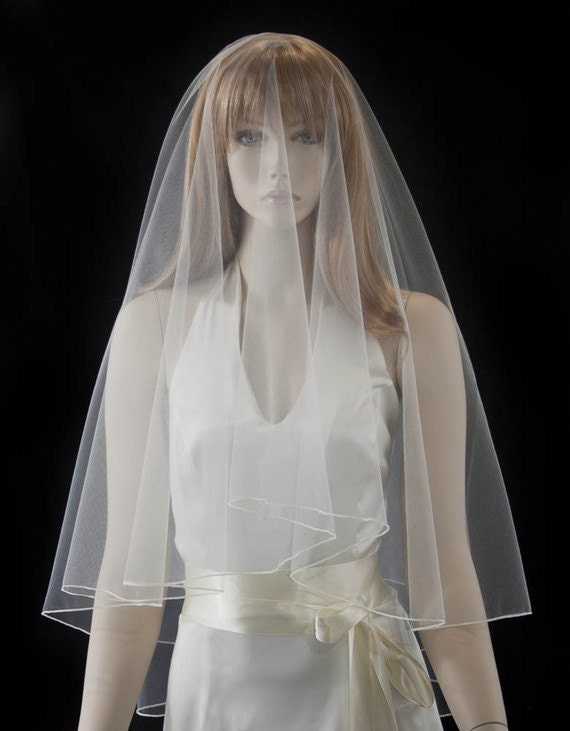 Wedding veil - Cassie - 2 layer drop veil with a finished edge - 30x36 inch