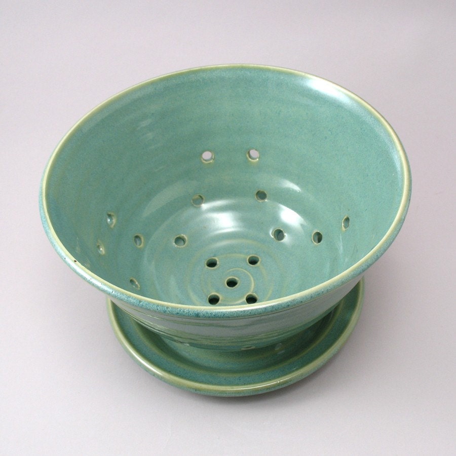 Pottery Colander Strainer