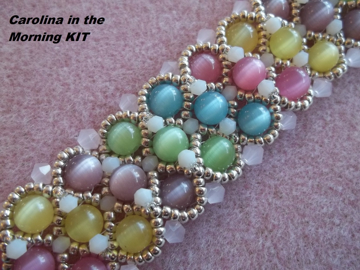 KIT Carolina in the Morning Bracelet Cat Eye Assorted Colors