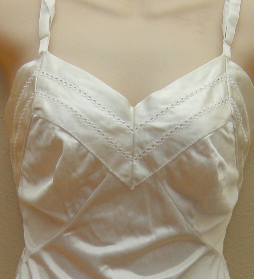 Velrose - White Slip