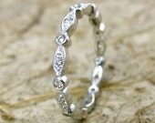 Handmade Vintage-Style Shield & Round Diamond Wedding Ring in 14K White Gold with Antiquing Size 4.5