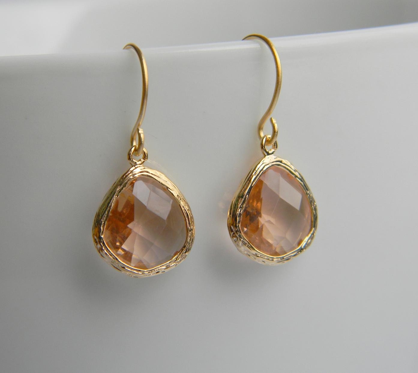 Peach Pink Champagne Pink Earrings - Gold Bridesmaid Earrings - Simple Everyday Earrings - Gift Under 25
