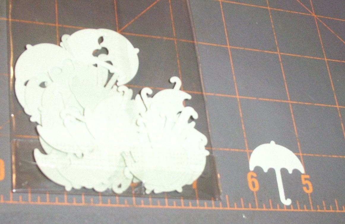 50 Die cut mini Umbrellas in light Green