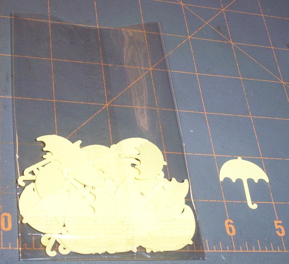 50 Die cut mini Umbrellas in light Yellow
