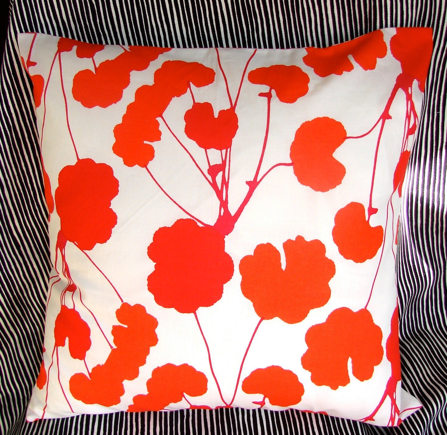 Orange Red Poimulehti  ONE Pillow Cushion Case, 18x18 inches, 45cm Finland, US ship only