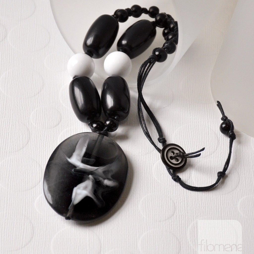 RESERVED FOR NANCY - Fog Black'n'white resin necklace