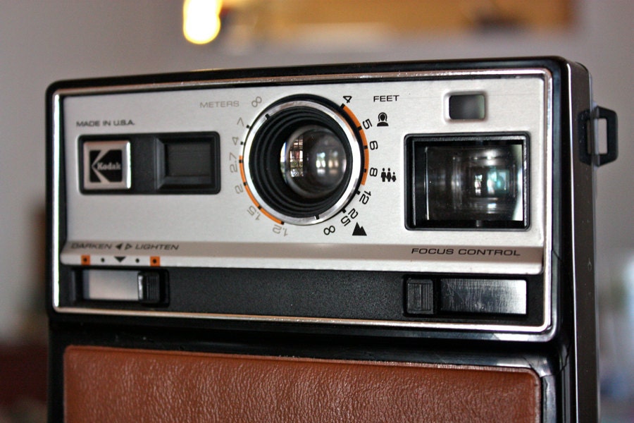 KoDaK CaMeRa . CoLoRBuRST 100