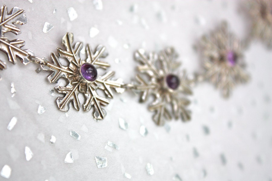 STeRLiNG SiLVeR SNoWFLaKe BRaCeLeT . SWeeT ViNTaGe TReaSuRe