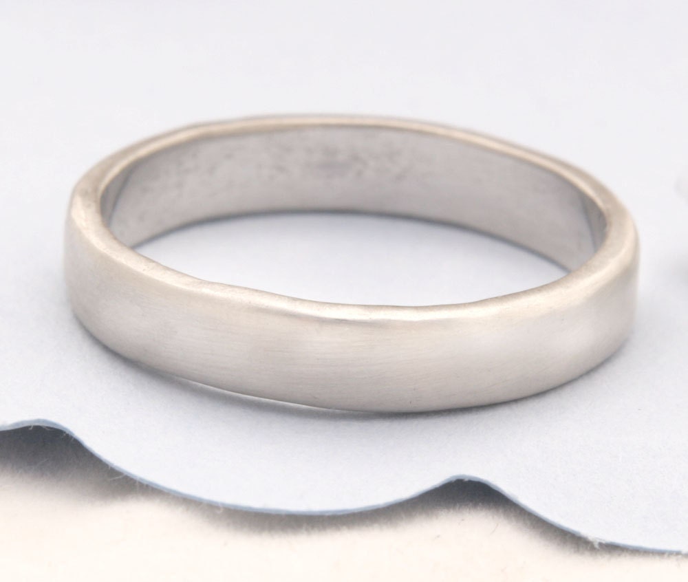 Recycled 14k Gold Wedding Band, Man Wedding Band, Woman Wedding Band. Made To Order In White Gold, Rose Gold And Yellow Gold.
