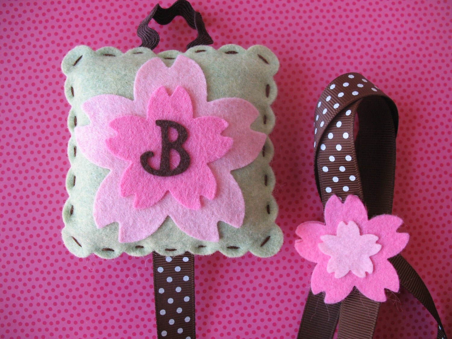 Monogramed Flower Hair Clip Holder by bananapies on Etsy