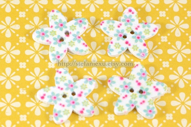 Wooden Buttons - Star Shape, Chic Blue Floral Red Cherry Buttons (4 in a set, Choose One Pattern)