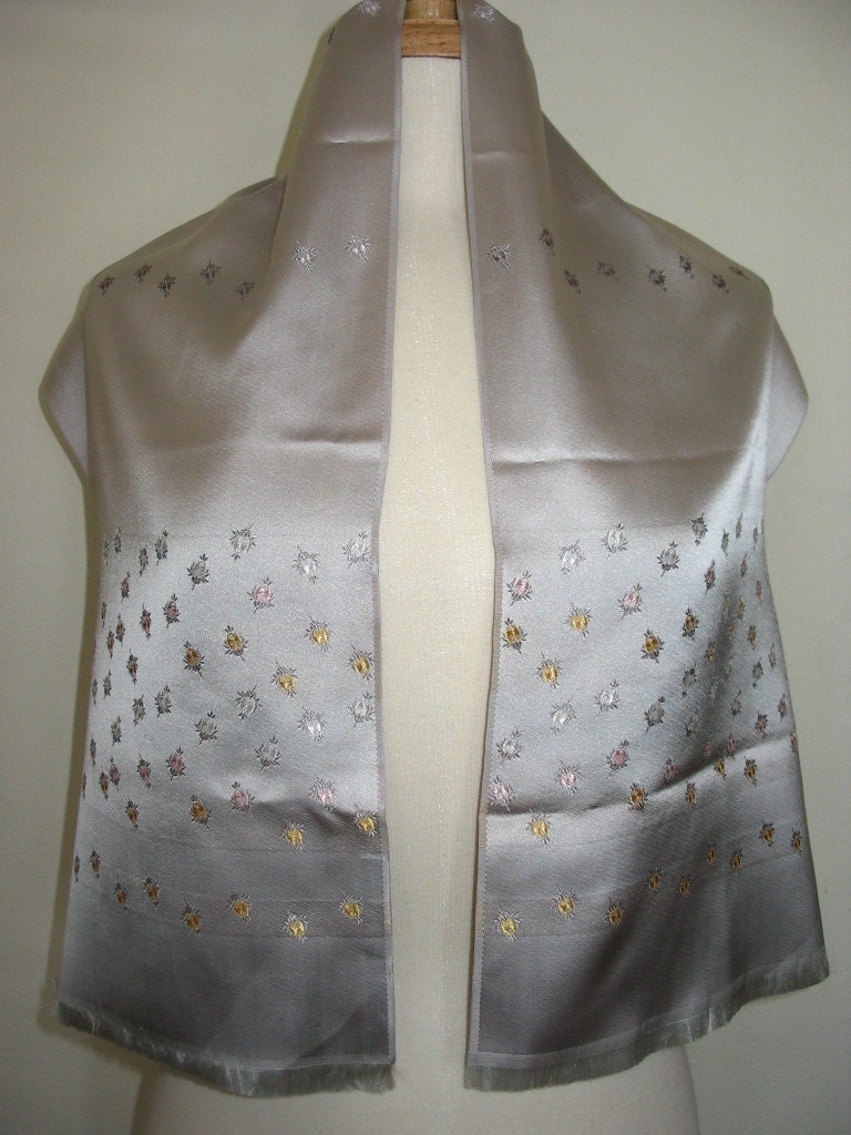 Glentex Made in France Silver Embroidered Rosebud Scarf