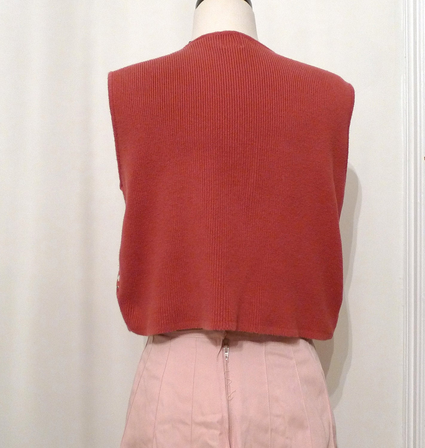SALE Cotton Argyle Sweater Vest/ Vintage 1980s Cropped Top/ Medium // New Wave Nordic Pattern