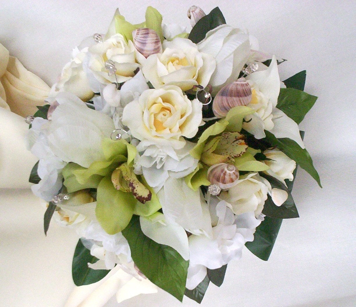 white gardenia bouquet