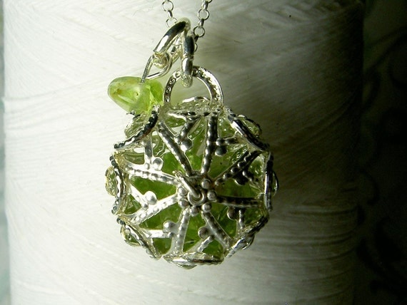 SALE SALE SALE - Worry Locket - peridot gemstones in star filigree sterling silver necklace