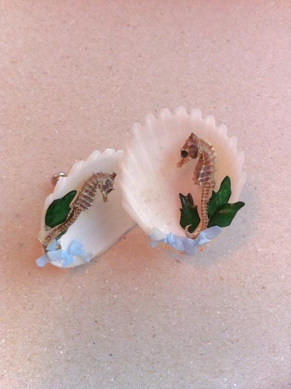 Vintage SeaHorse Earrings - Vintage Sea Shell Earrings