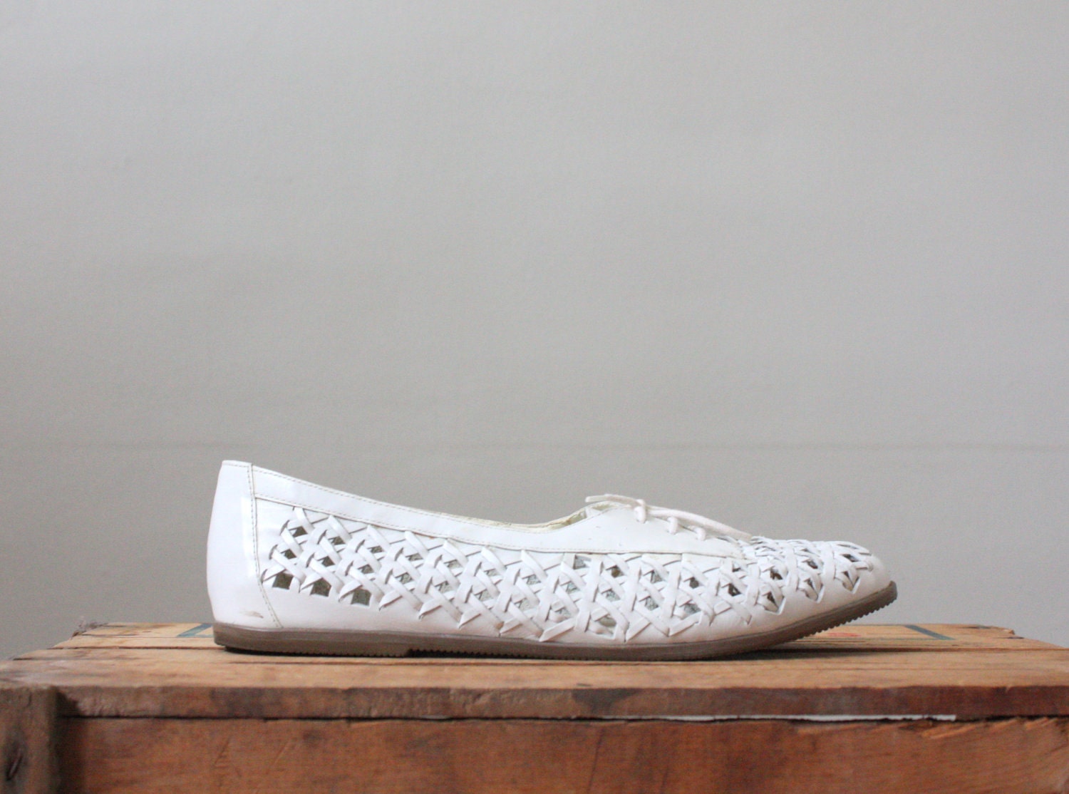 white woven leather flats size 9