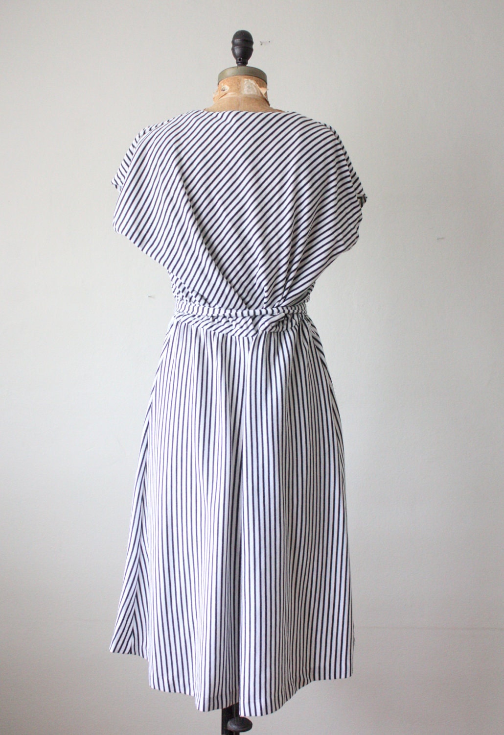 1970s dress - striped wrap dress