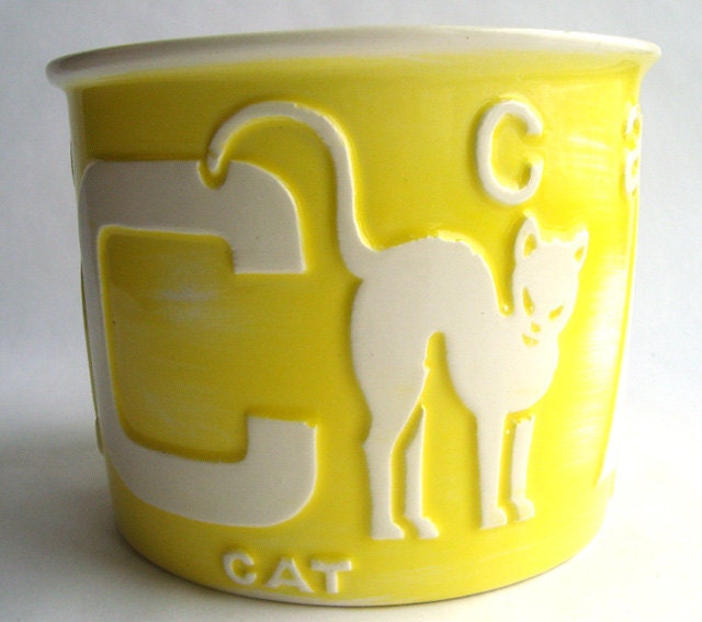 Sunshine Yellow Haeger Antelope Crock