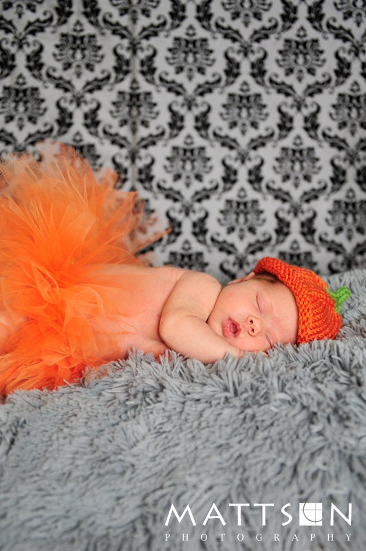 Sweet little pumpkin hat
