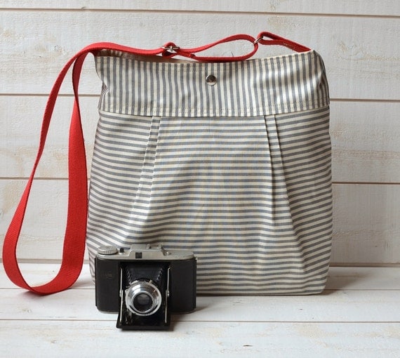 Water proof STOCKHOLM Diaper bag Gray and Ecru Ticking striped Pleated French Messenger - 10 Pockets
