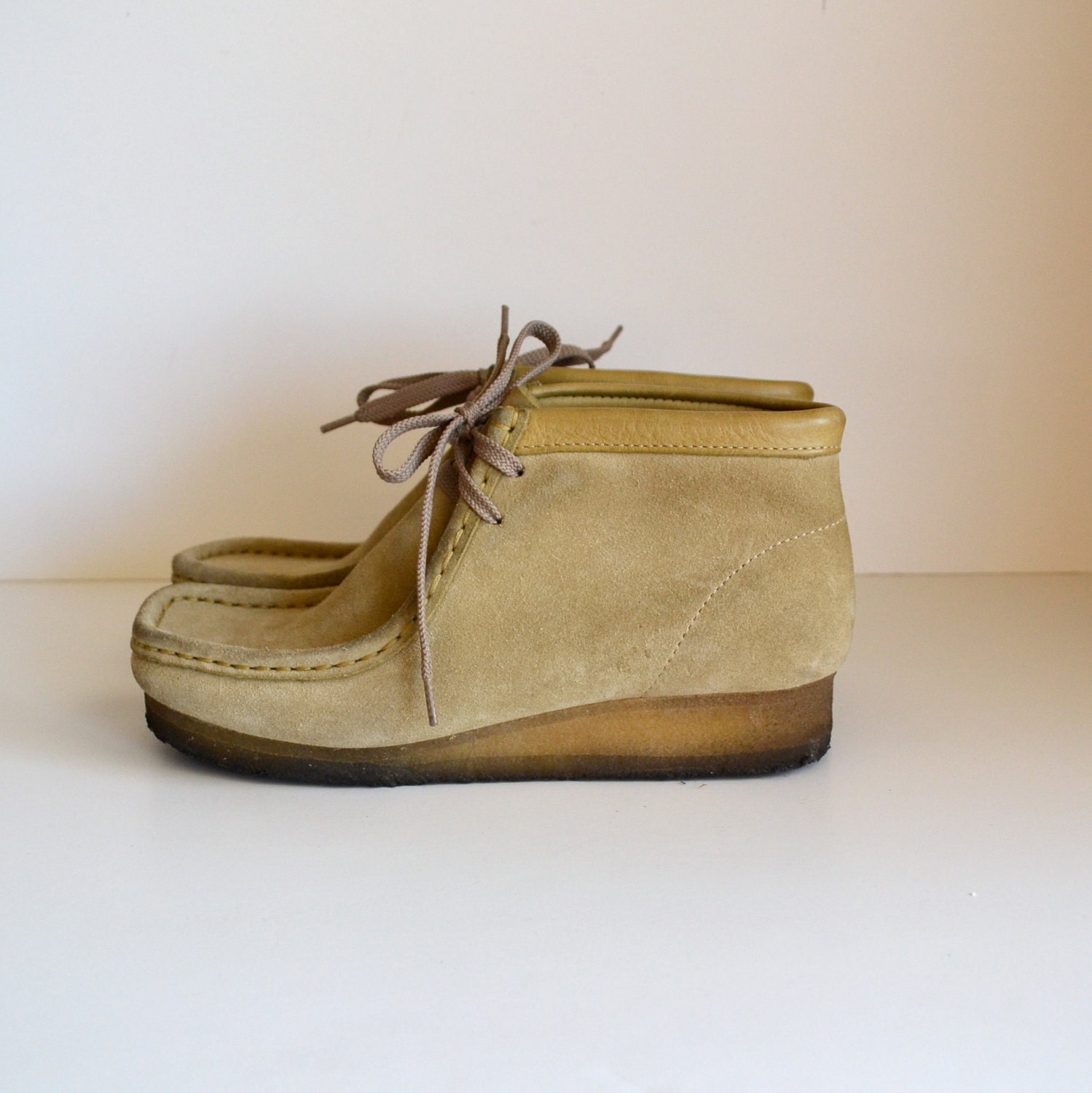 tan wallabees