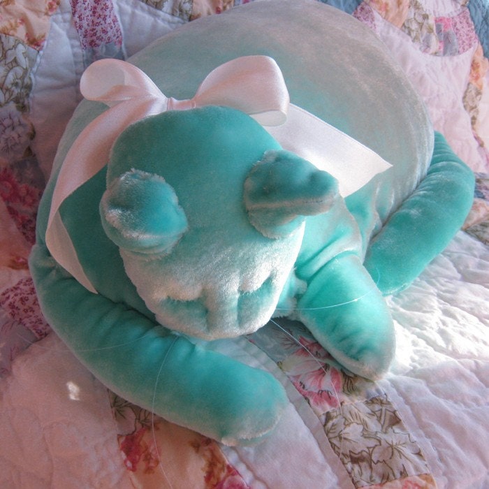 A Tiffany Blue Velvet Cat